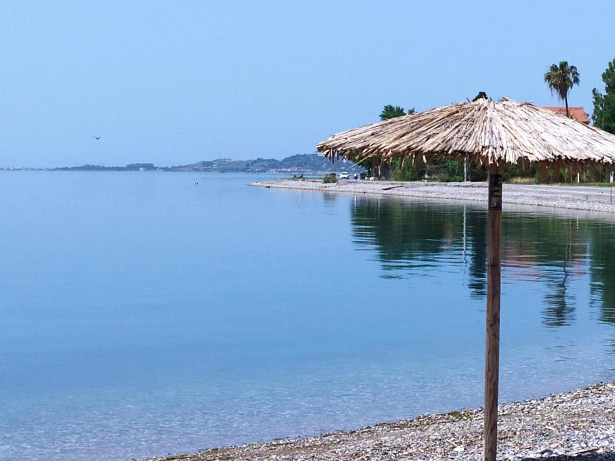 Nafpaktos Beach Apartment Ngoại thất bức ảnh