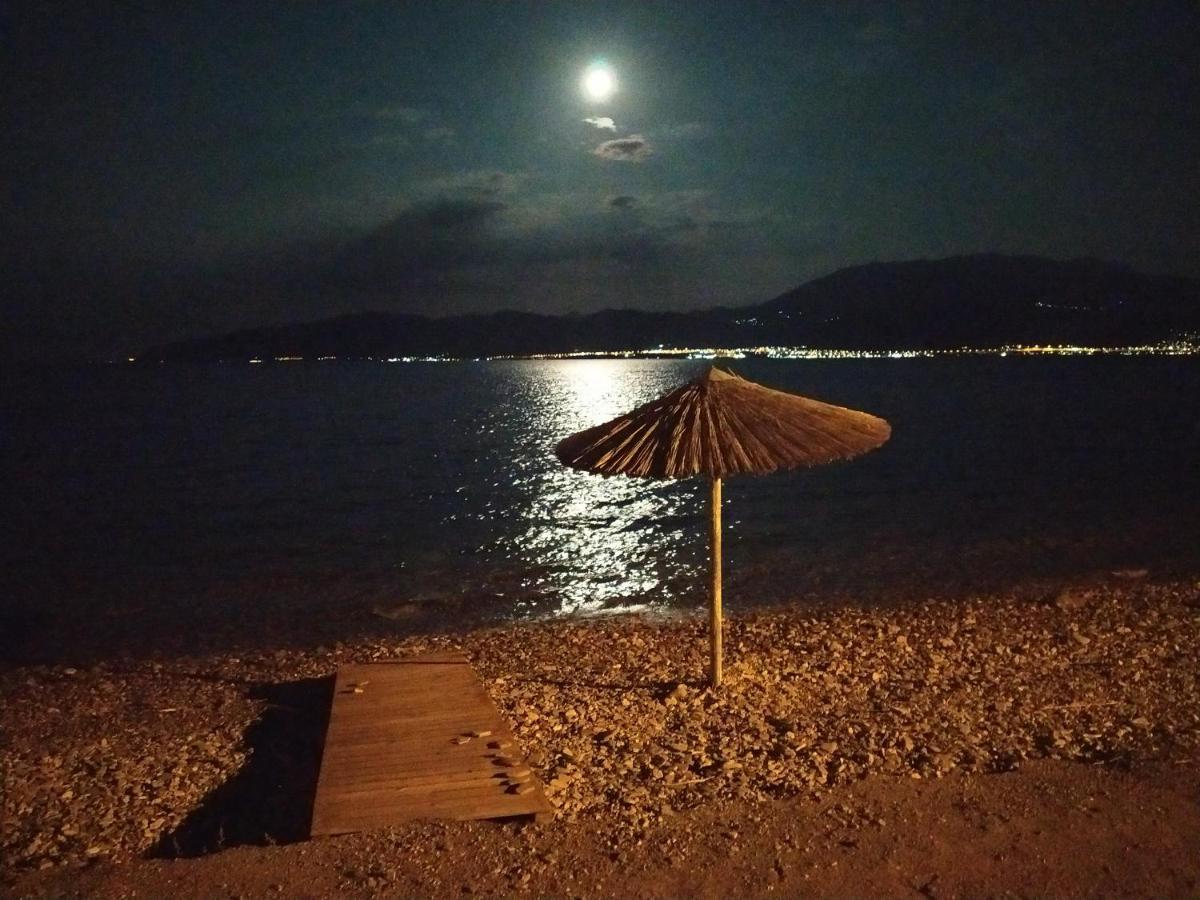 Nafpaktos Beach Apartment Phòng bức ảnh